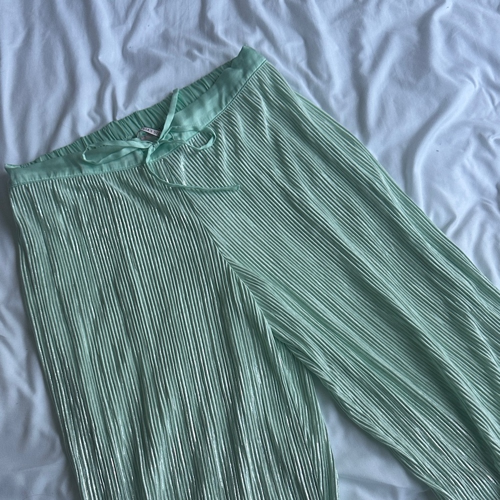 VS Janmie Bottoms